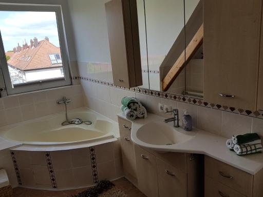 Maisonet Wohnung Badenstedt - Housity