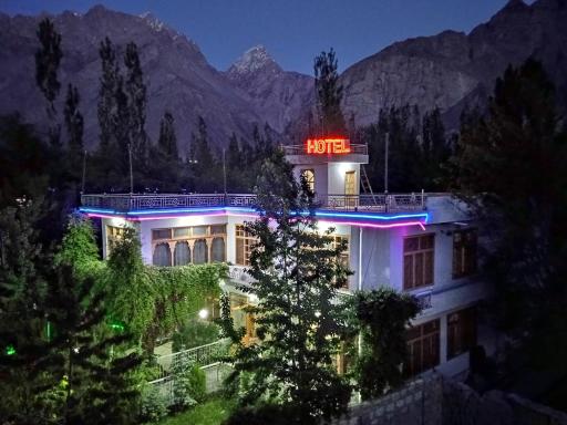 Baltistan Village Guest House Skardu - Housity