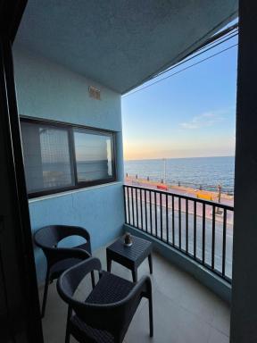 SG seaview apartment - Housity
