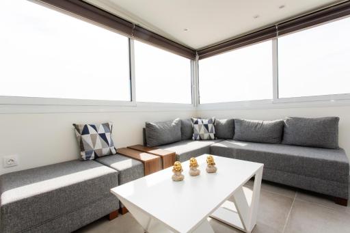 Suggrou Terrace apartment #8 - Housity
