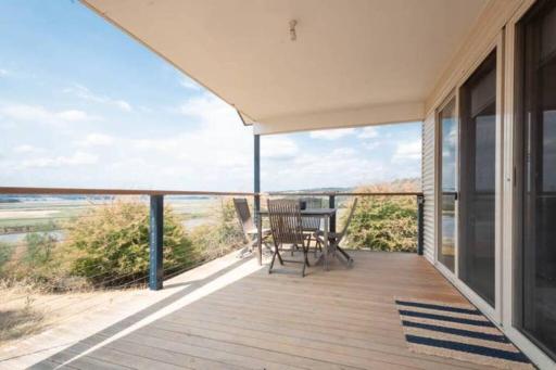 Private 2 bedroom cabin retreat - Housity