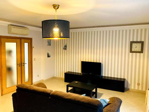 A Family house in Santa Cruz, Torres Vedras - Housity