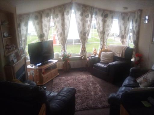 Caravan Number 10 - Housity