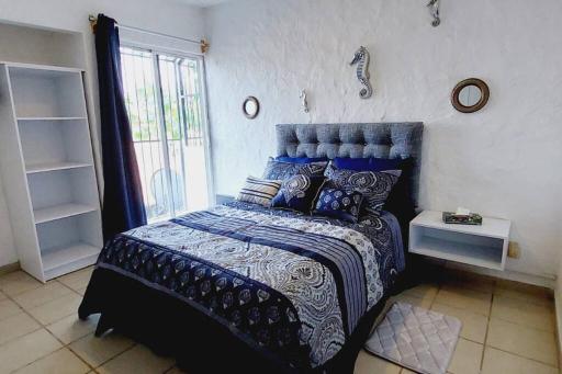 Blue house - Housity