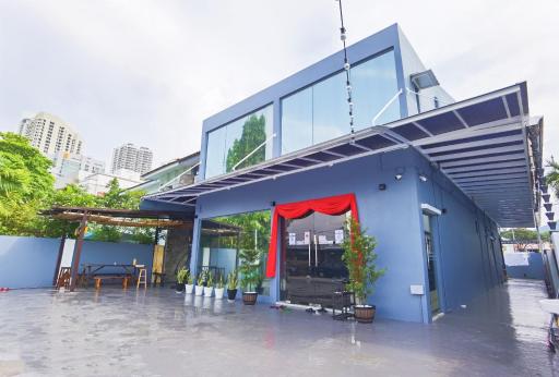 Amazing Home Inn - Housity