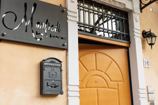 Manfredi B&B - Housity