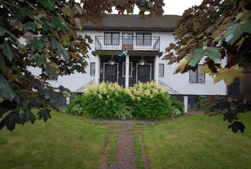 Skärplinge Gästis B&B - Housity