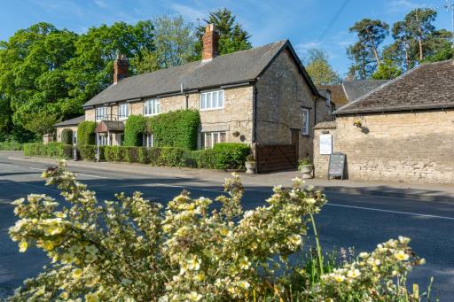 The Jersey Arms Hotel - Housity