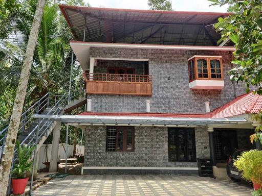 Anandam Stays - Premium 3BHK plush homestay, Vaikom near Kumarakom - Housity