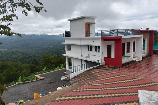 Valley View 2 B/R Villa at Ramakkalmedu Windfarm - Housity