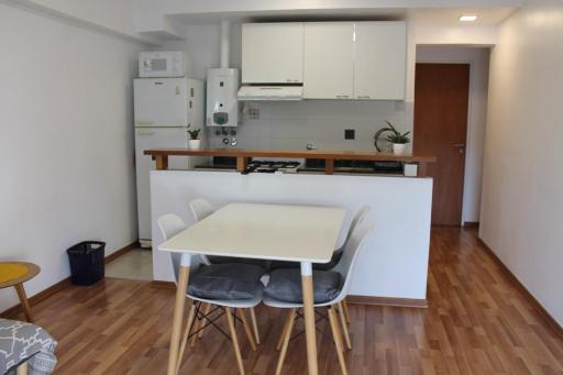 Mercedes T - Housity