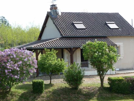 Maison Périgourdine avec Jardin, Vélos, Terrasse et Proche Nature - FR-1-616-133 - Housity