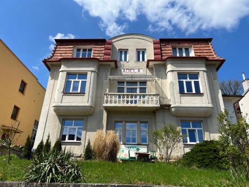 Kapsle Luhačovice - Housity