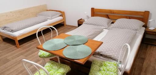 Booking Tržní - Housity
