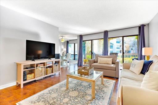 Lighthouse Tennis 2383 - Housity