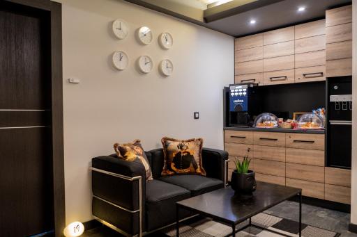 City Art Luxury Living Free Parking - Housity
