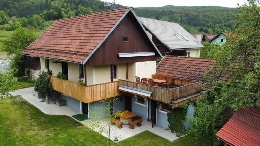 Vineyard cottage Kolpa Zupančič - Housity