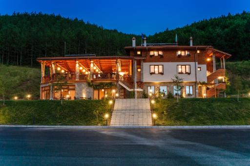 Alpine Garden Hotel (Trayanovi Dvori) - Hizvo