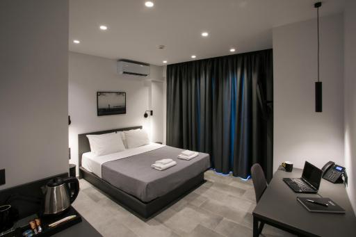 White Trilogy - Housity