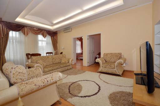 Nice Flats Smolenskaya - Housity