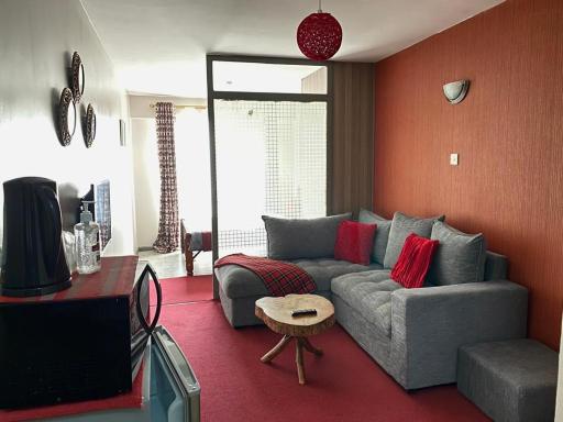 Lux Suites Convertible Studios Embakasi - Housity
