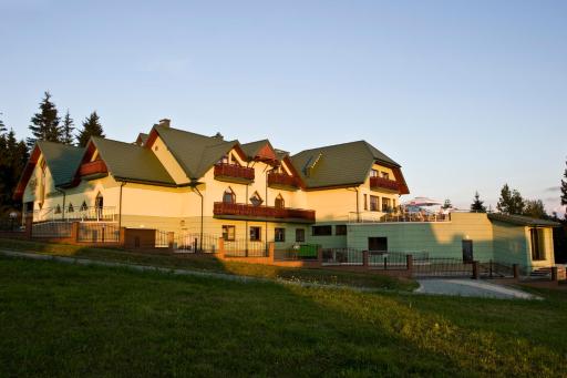 Centrum Wypoczynku i Rehabilitacji Umina - Housity