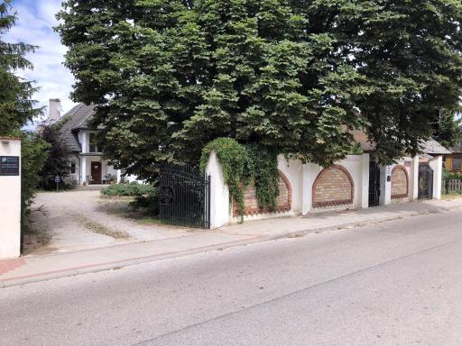 Dworek Rogowo - Housity