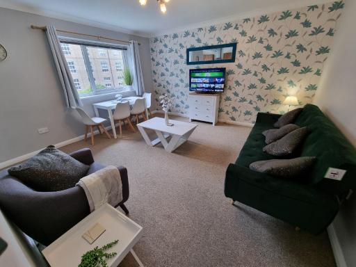 Swan Path Retreat - 2 Bedroom Apartment - Housity