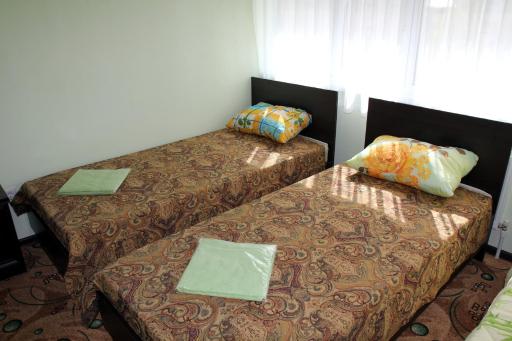 Hostel Hotsy-Totsy - Housity