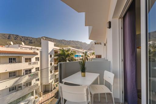 303. MODERN, SUNNY IFONCHE WITH WiFi - Housity