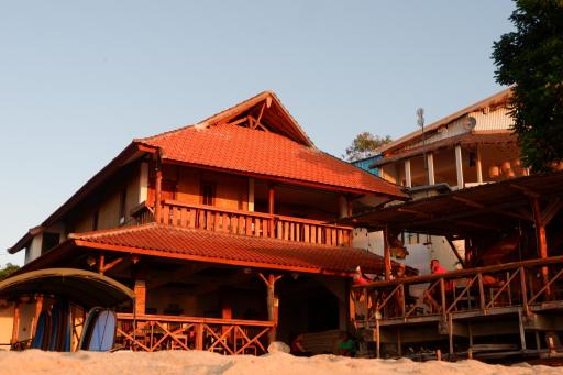 Santai Warung Bali - Housity