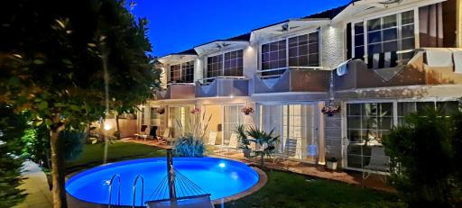 Aloha Luxury Apartments - Housity