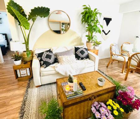 Entire house central located - Housity