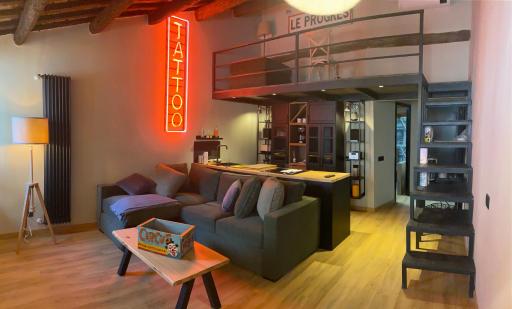 The Place - amazing loft in the heart of Rome - Housity