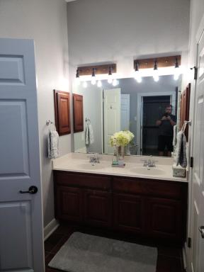 Hill Country Haute n Haus Relax and Renew - Housity