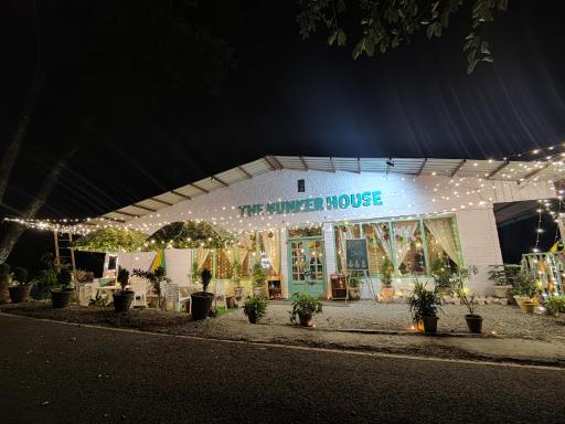 The Bunker House cafe & stay - Housity