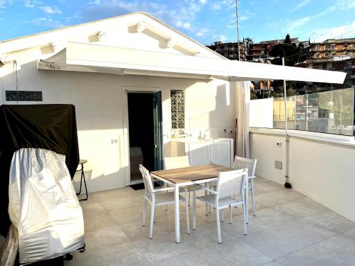 Appartamento con terrazza vista mare Lambretta - Housity