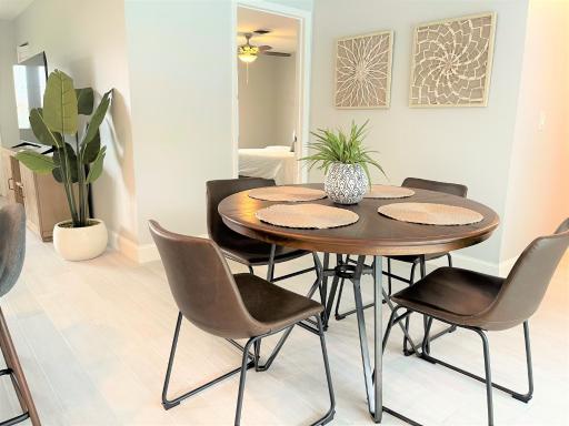 Beautiful Modern Home in Jensen Beach with Heated Pool Near Downtown and Beaches - Housity