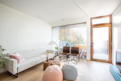 Huis van Hout - design eco lodge met panorama tuin en hot tub - Housity
