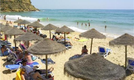 Studio Free Parking 300m walking to beach Burgau - Housity