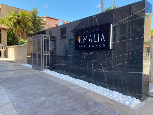 Villa Amalia Sun Beach - Housity