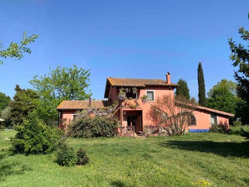 La casa di Francesco Incantevole casale di campagna with pool piscina - Housity