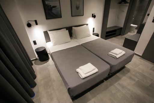 White Trilogy - Housity