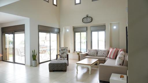 וילה על ההר - Housity