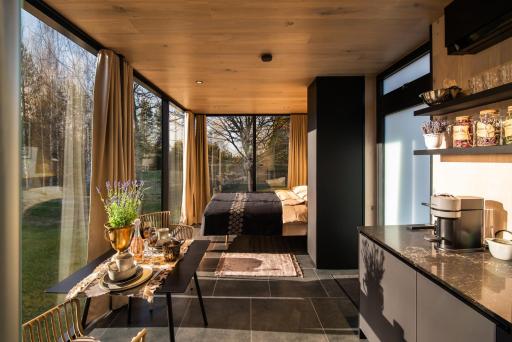 ÖÖD Hötels Roosisaare – with sauna - Housity