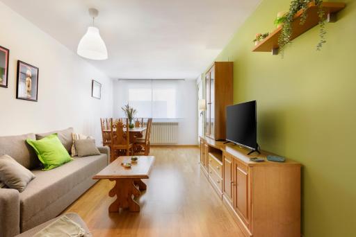 Apartamentos IRENE en el Pirineo Aragonés - Housity
