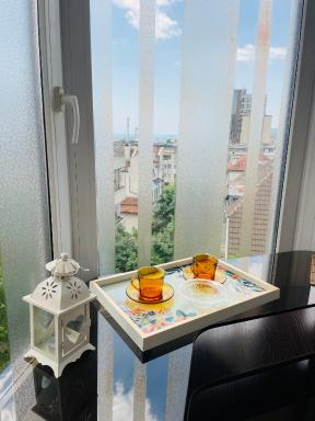 Sea view / Sea Garden Maisonette - Housity