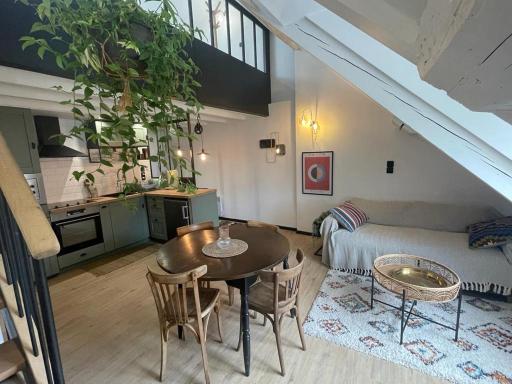 VUE SPECTACULAIRE - LA VERRIERE - CENTRE-VILLE - Home-One - Housity