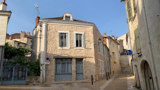 Appartement T2 hyper centre à Périgueux 1 chambre Lou Chabrol - Housity