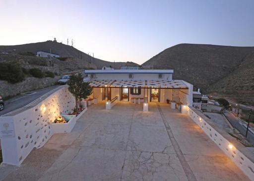 Ano Syros Vibes - Housity